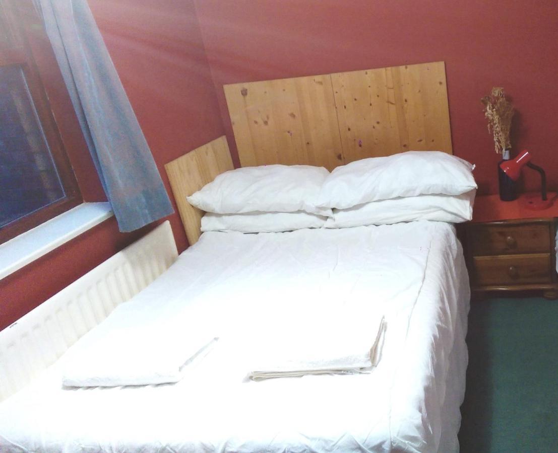 ميلتون كينيز Oldbrook Accommodation المظهر الخارجي الصورة